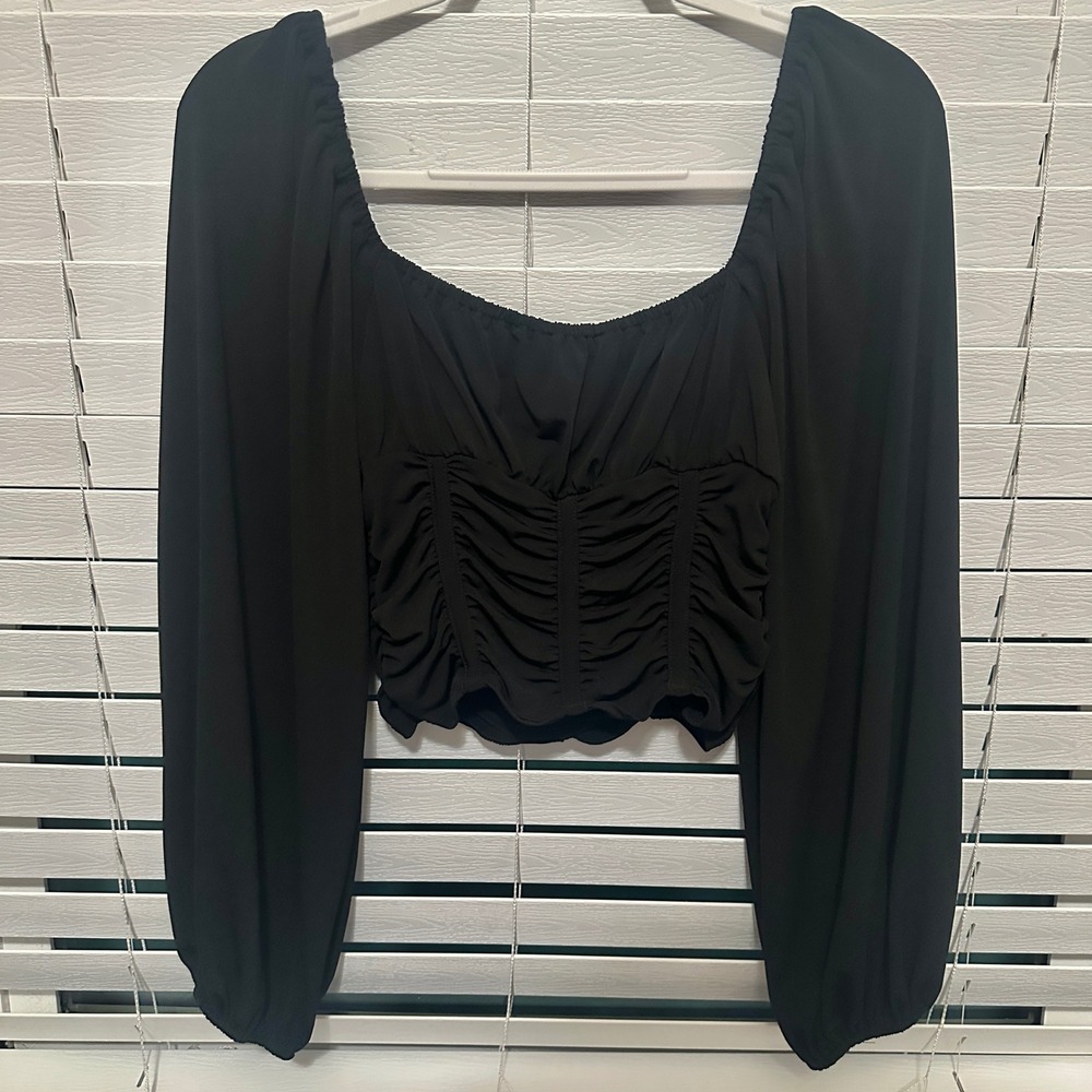 Forever 21 Black Ruched Long Sleeve Crop Top Square Neck Puff Sleeve Medium